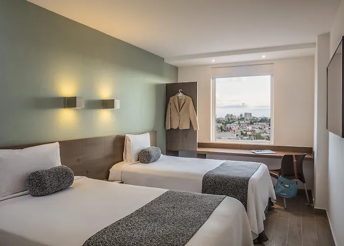 One Ciudad De Alameda Hotel 3*