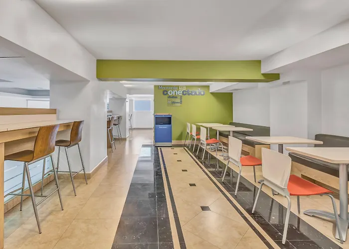 Hotel One Ciudad De Alameda