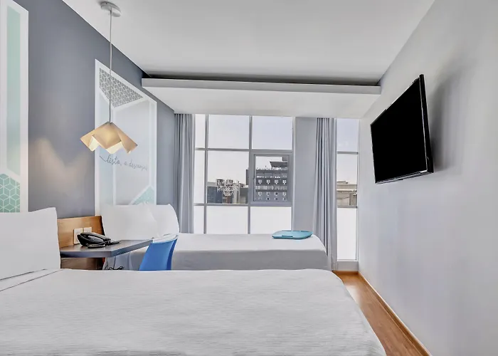 Hotel One Ciudad De Alameda